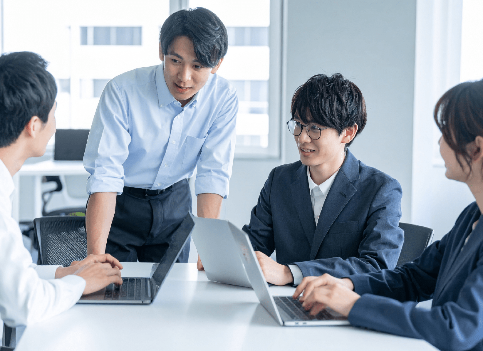 SOLUTION事業とは